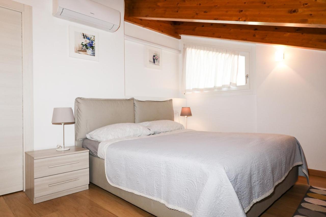 Bellavista Apartments Лено Екстериор снимка