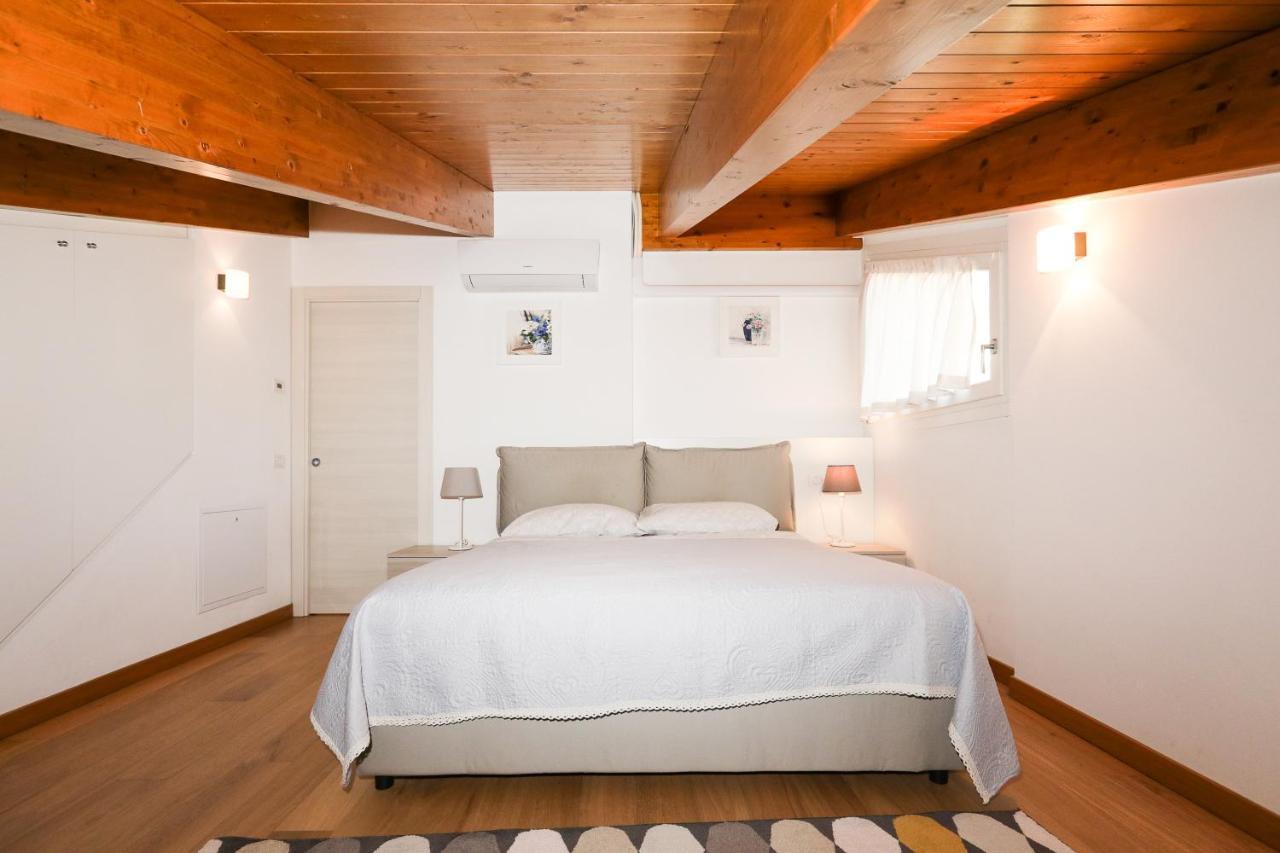 Bellavista Apartments Лено Екстериор снимка