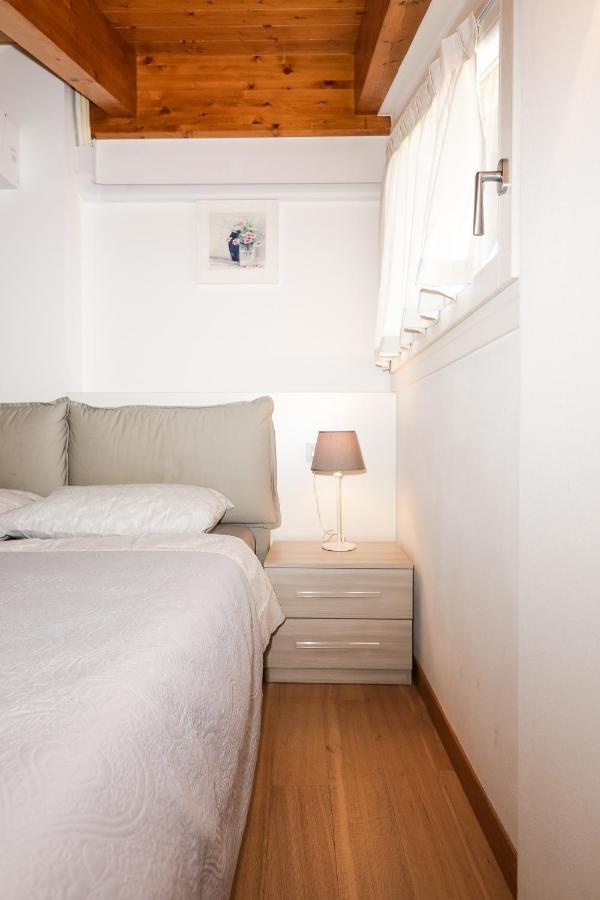 Bellavista Apartments Лено Екстериор снимка